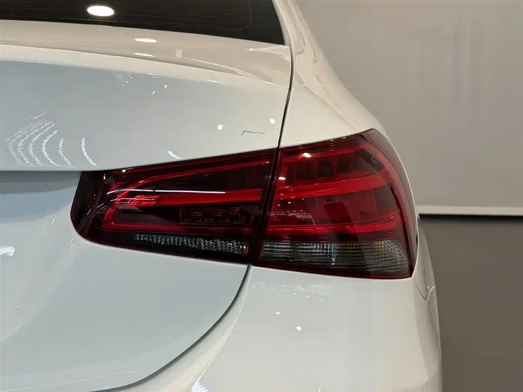 Mercedes-Benz A-Class 2019 A 180 L Sport Sedan фото 14