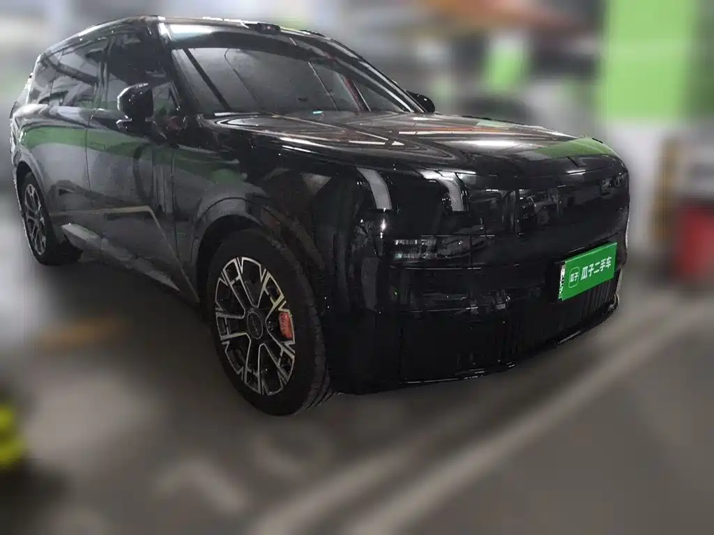 Lynk & Co 900 2026 2025 2.0T Ultra