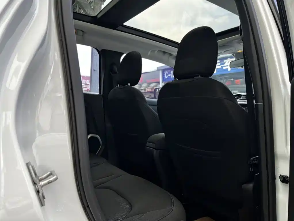 Jeep Renegade 2019 2018 Connected Large Screen Edition 180T Automatic Power