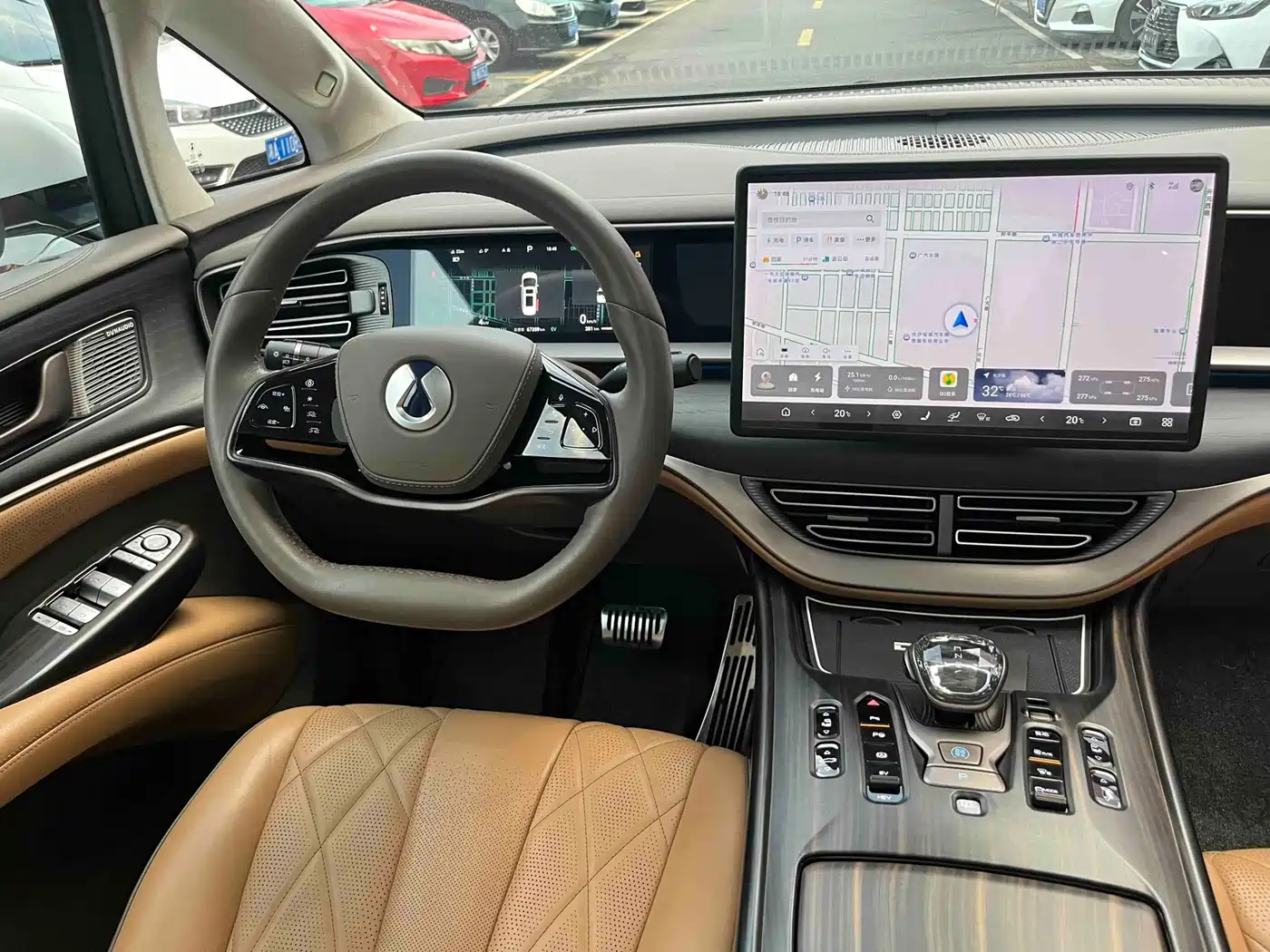 Denza D9 2023 2022 DM-i 970 AWD Flagship