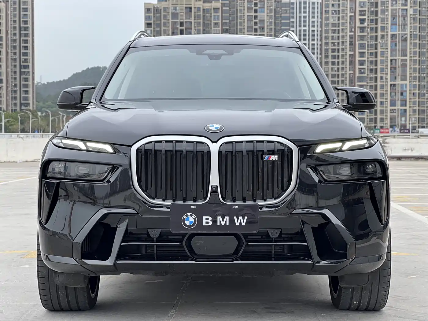 BMW X7 M60I