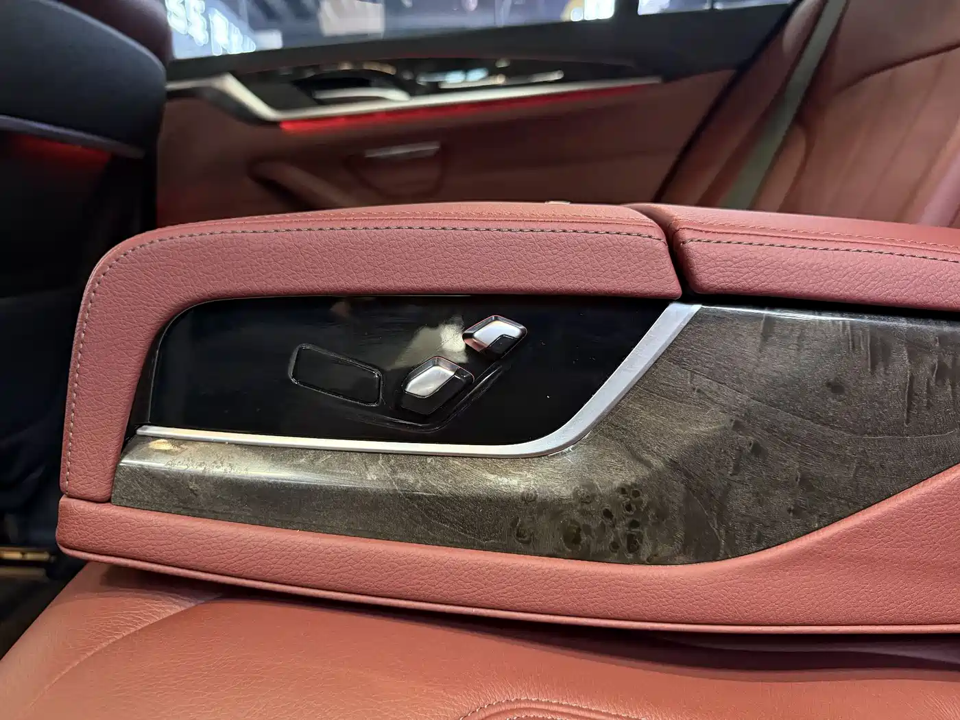 BMW 5 Series 2020 Model 530Li xDrive M Sport Package фото 15