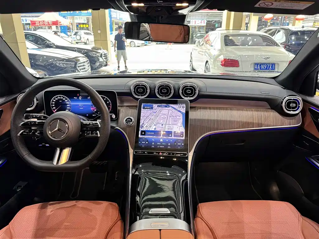 Mercedes-Benz GLC 2024 GLC 300 L 4MATIC Dynamic 5-seater фото 9