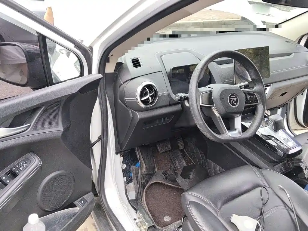 BYD Yuan New Energy 2020 2019 EV535 Smart Connected Trend Leader Type