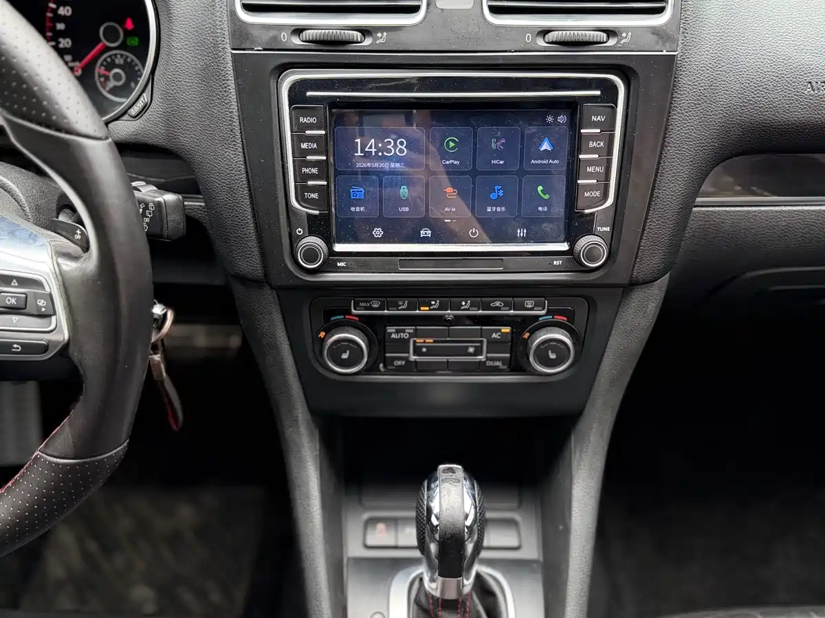 Volkswagen Golf GTI 2012 2.0TSI GTI фото 18