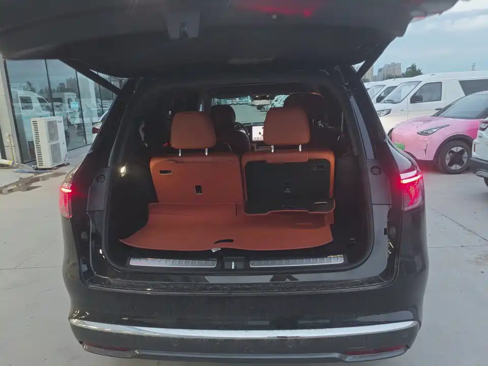 AITO Wenjie AITO M8 2026 2025 Model Extended Range Max+ Edition 53.4kWh 6-Seater