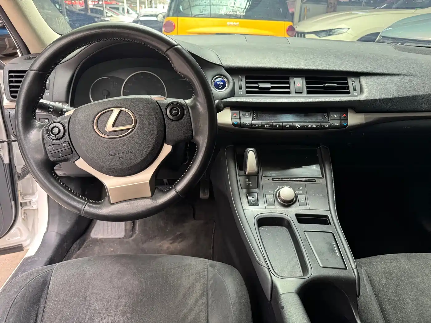 Lexus CT 2014 CT200h Elite Edition Dual Tone фото 7