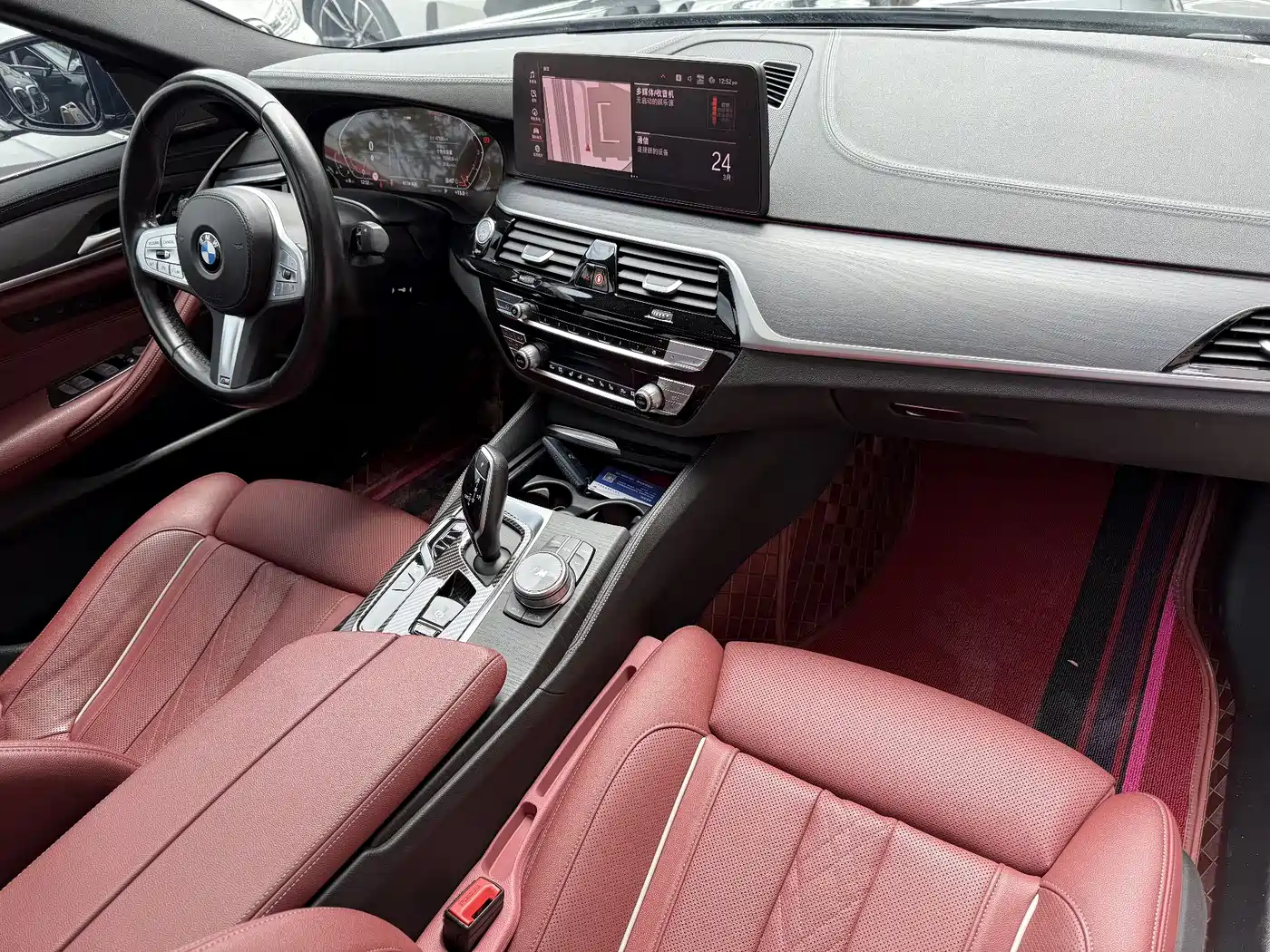 BMW 5 Series 2022 Model Third Facelift 530Li Premium M Sport Package фото 12