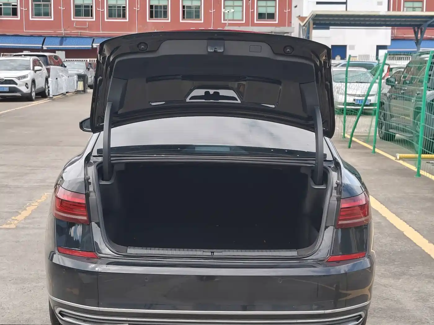 Volkswagen Passat 2026 2026 Outstanding Edition 380TSI Starlight Dragon Soaring Version