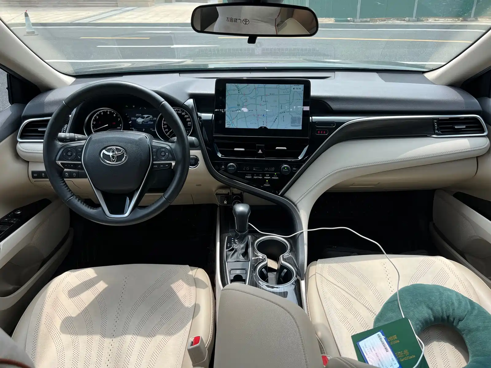 Фото 6 - Toyota Camry