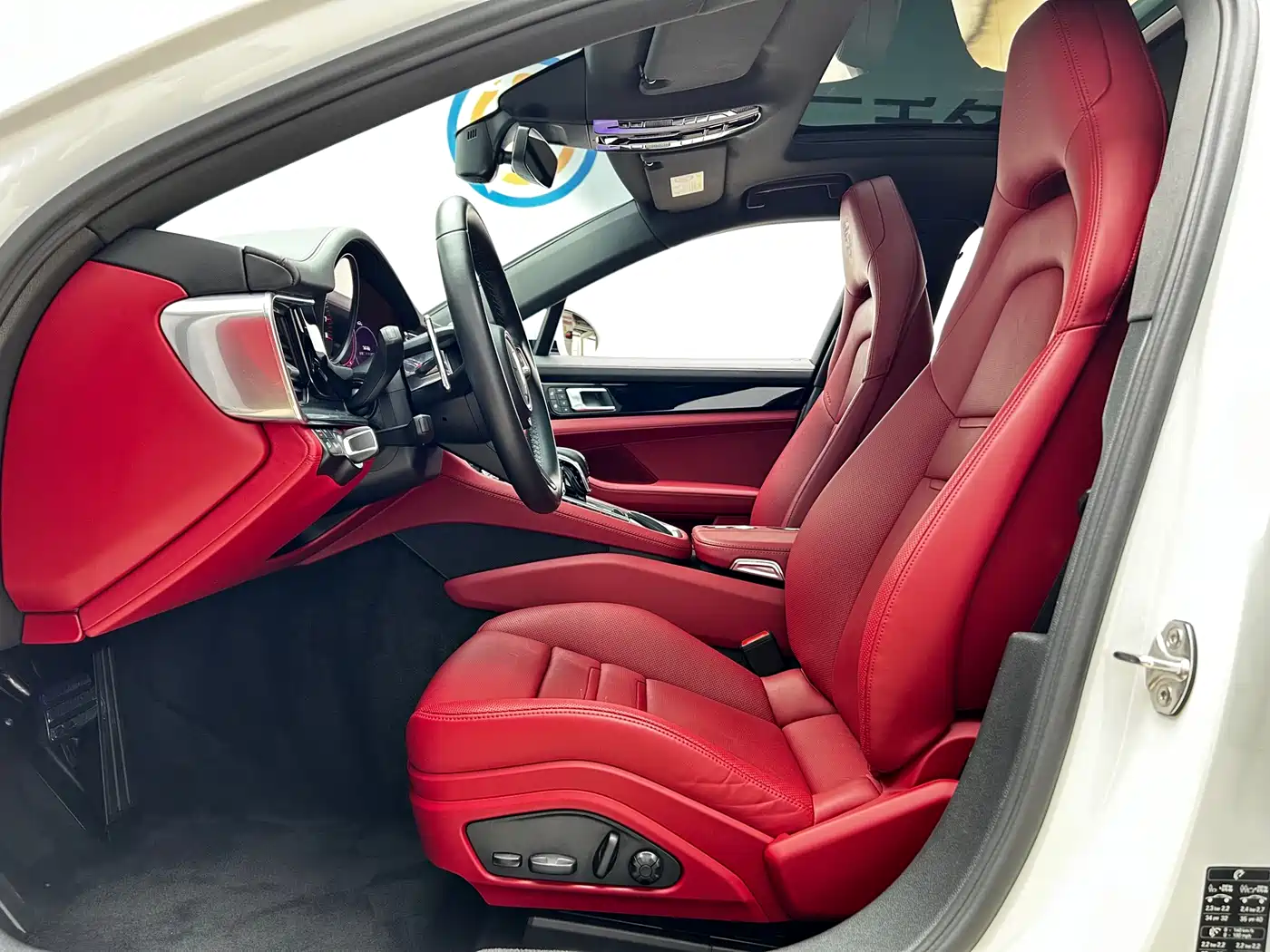 Porsche Panamera 2023 Panamera 4 Executive Long Wheelbase 2.9T фото 11