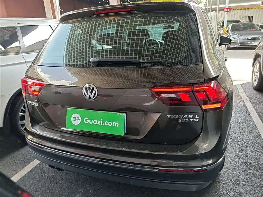 Volkswagen Tiguan L 2017 330TSI Automatic 2WD Luxury Edition фото 6