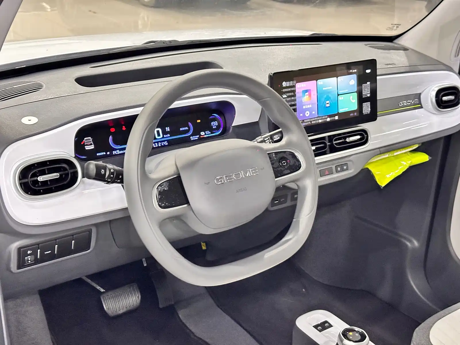Фото 4 - Geely Galaxy Panda
