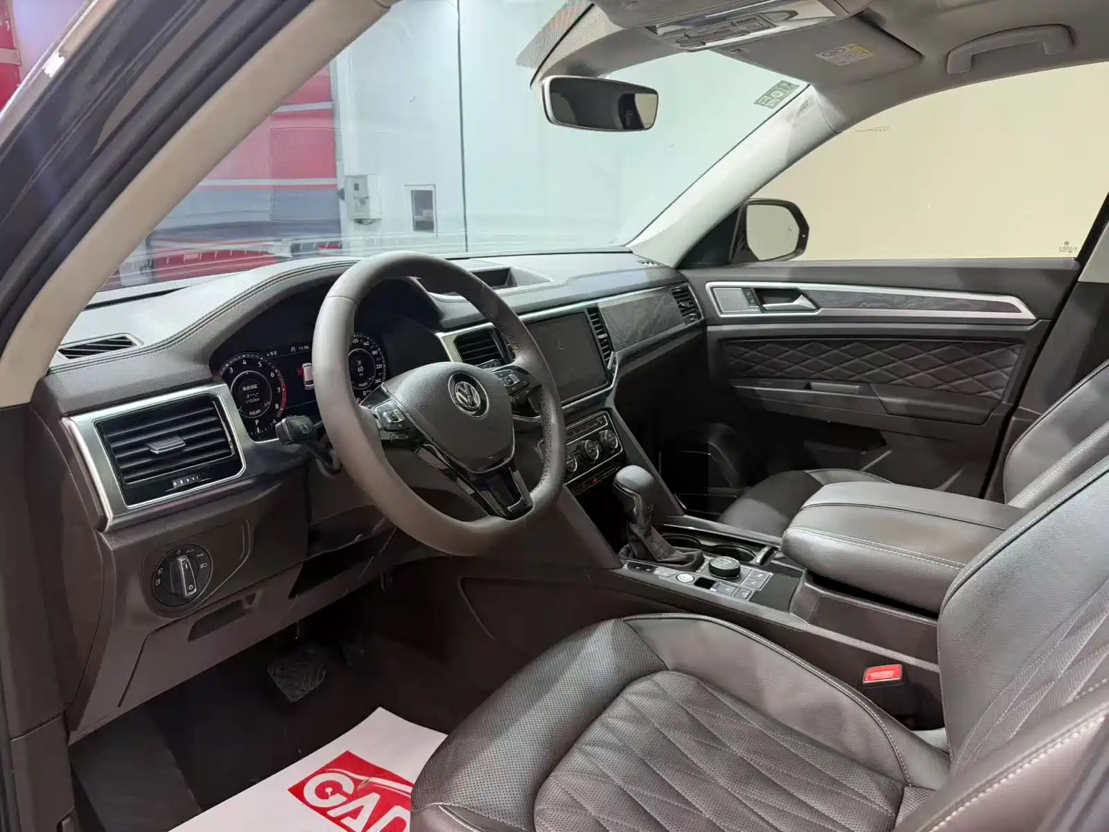 صورة 4 - Volkswagen Teramont