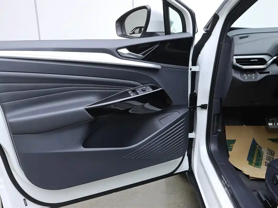 VOLKSWAGEN ID.4 CROZZ