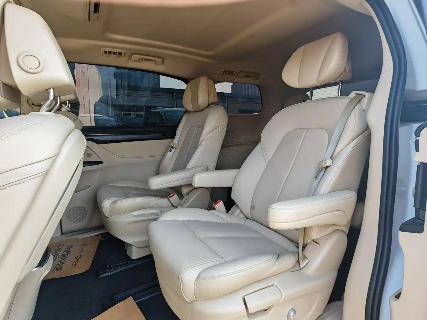 Buick GL8 2023 ES Landmaster Exclusive фото 6