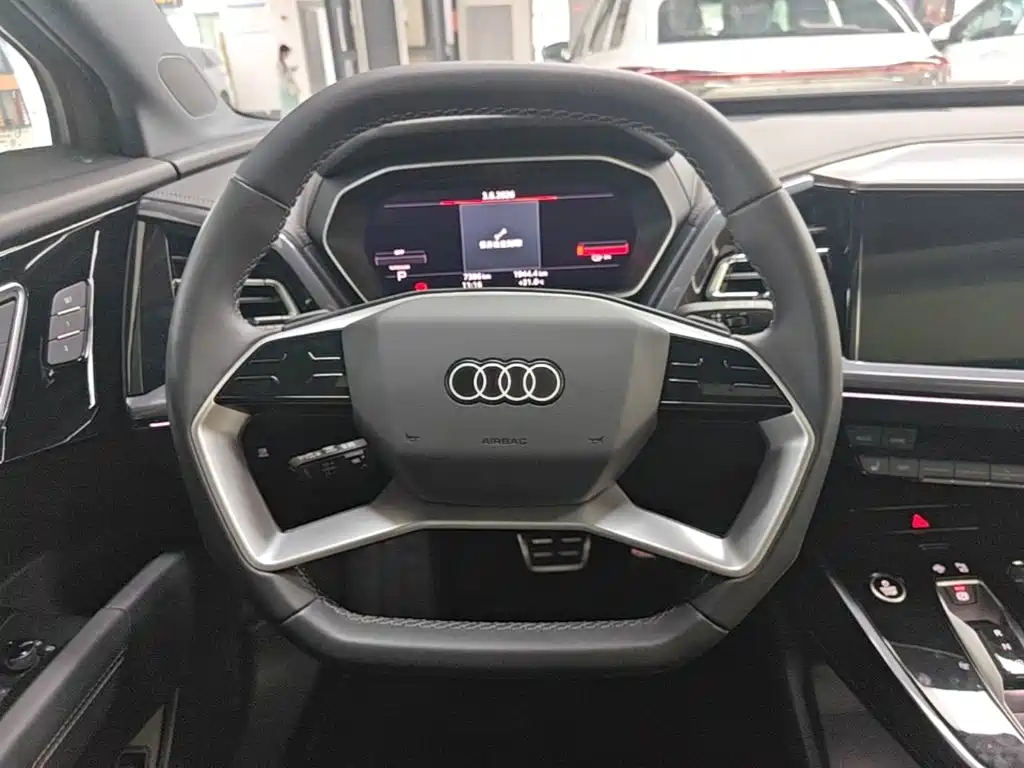 Audi Q4 e-tron 2025 2024 40 e-tron Creation Edition