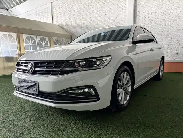 Volkswagen Bora 1.5L, Автомат, Элит Коннект