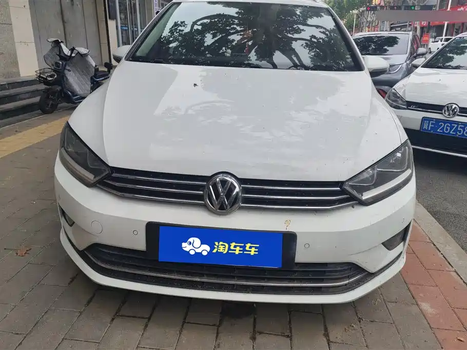 Volkswagen Golf Sportsvan 2016 230TSI Automatic Progressive фото 2