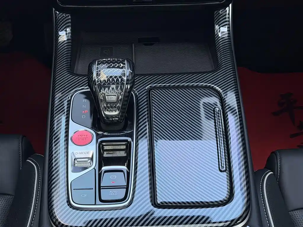 GAC Trumpchi Trumpchi GS8 2022 Pilot Series 2.0TGDI 2WD Luxury Smart Connect Edition (7-Seater) фото 32
