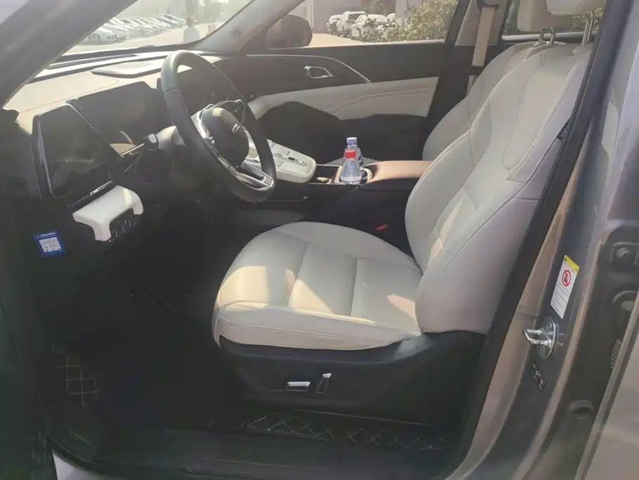 Haval Xiaolong MAX 2023 2023 1.5L Hi4 105 4WD Pilot Edition