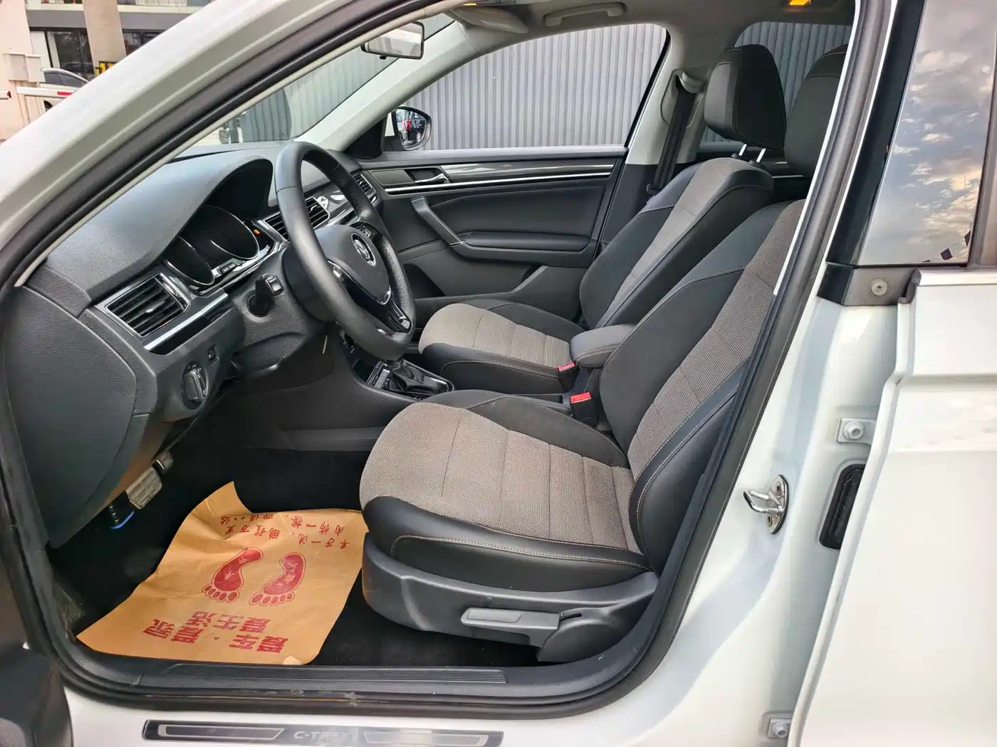Volkswagen C-TREK 2019 2018 1.5L Automatic Comfort