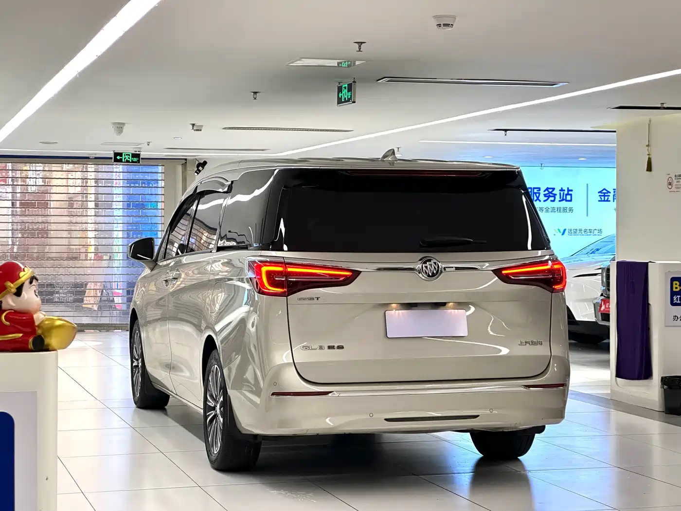 Buick GL8 2022 ES Landmark 653T Luxury фото 7