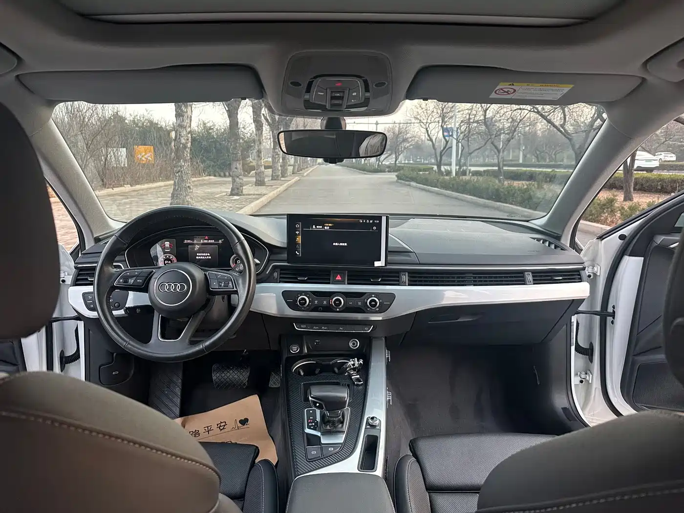 Фото 7 - Audi A4L