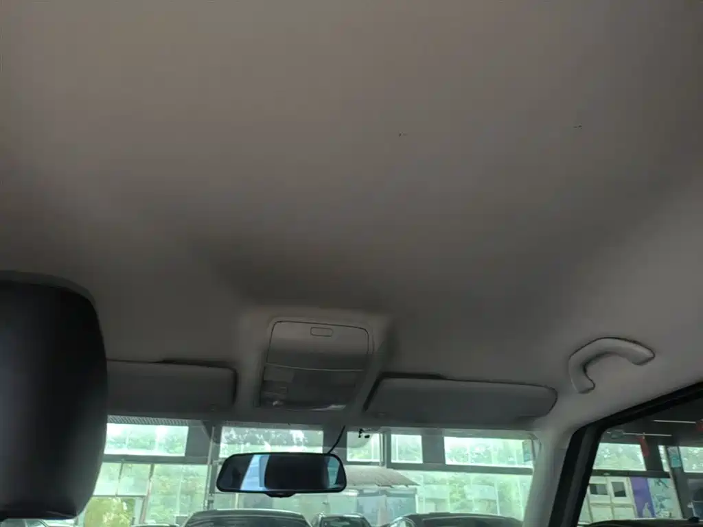 Škoda Yeti 2014 1.4TSI DSG Explorer фото 18
