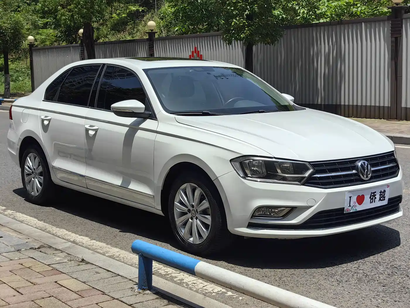 Volkswagen Bora 2016 Model 1.6L Automatic Comfort фото 3
