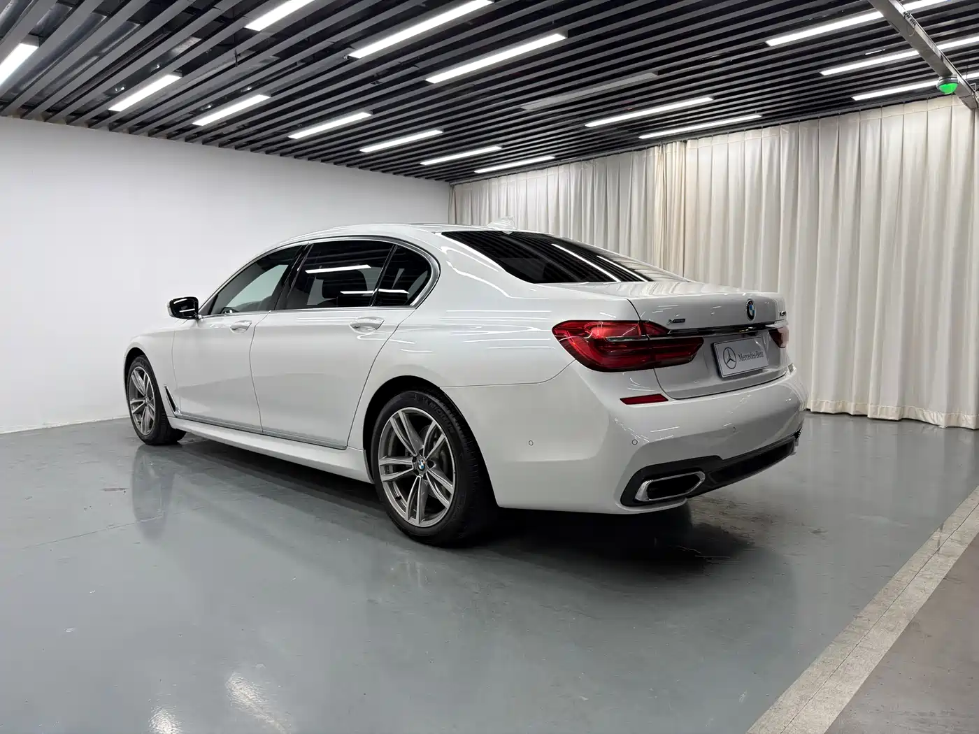 BMW 7 Series 2018 730Li Premium Type M Sport Package фото 24