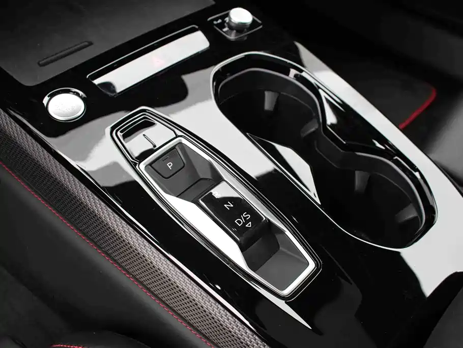 Audi A5L Sportback 2025 Model 2.0T Launch Limited Edition фото 7