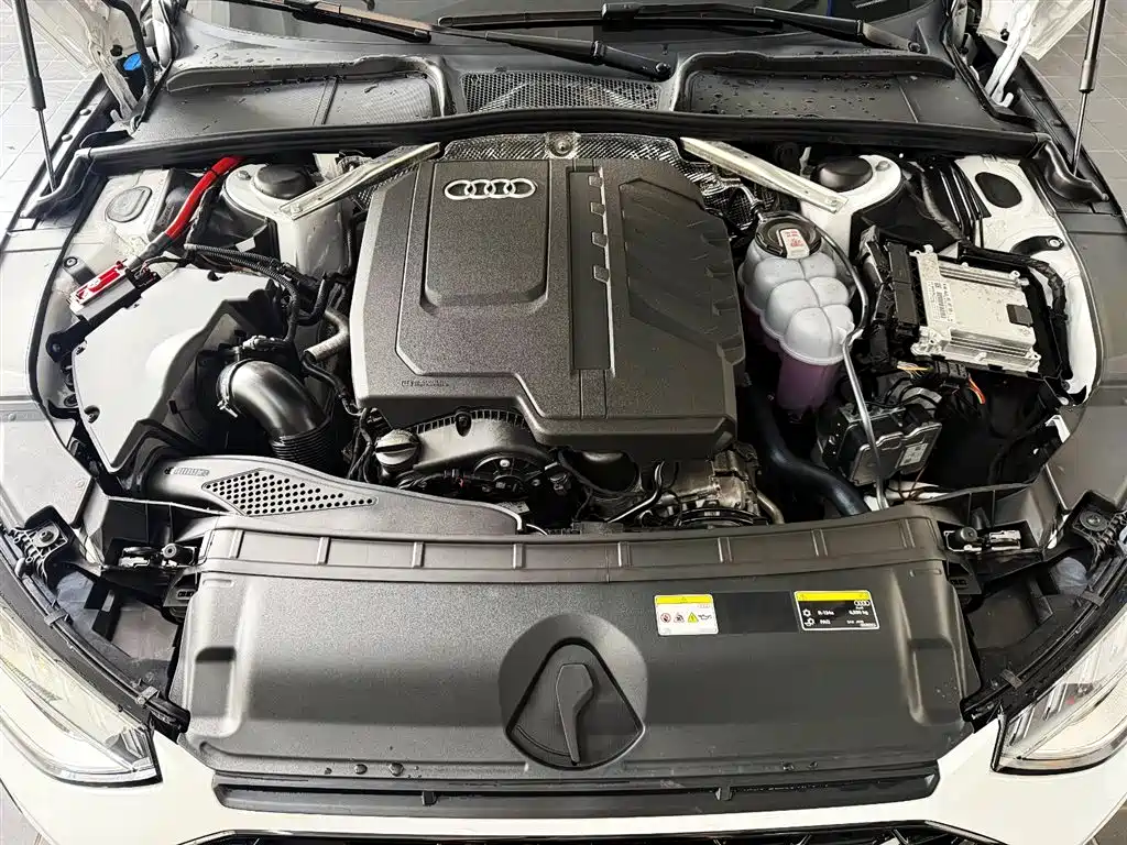Audi A4L 2026 2025 Model Year Facelift 2 Million Celebration Edition 40 TFSI Luxury Dynamic
