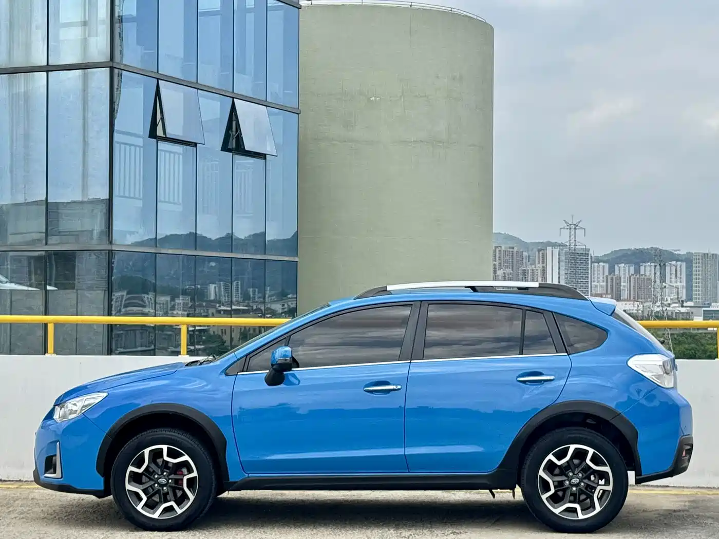 Subaru XV 2016 Model 2.0i Progressive Edition фото 17