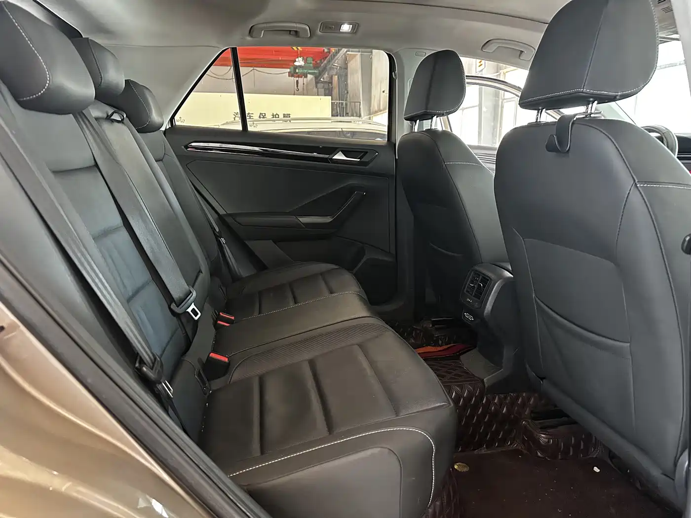 Volkswagen T-Roc, миниатюра 19