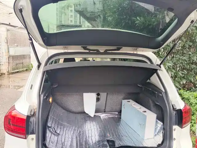 Volkswagen Tiguan 2013 2.0TSI Automatic AWD Flagship Edition — фото 5