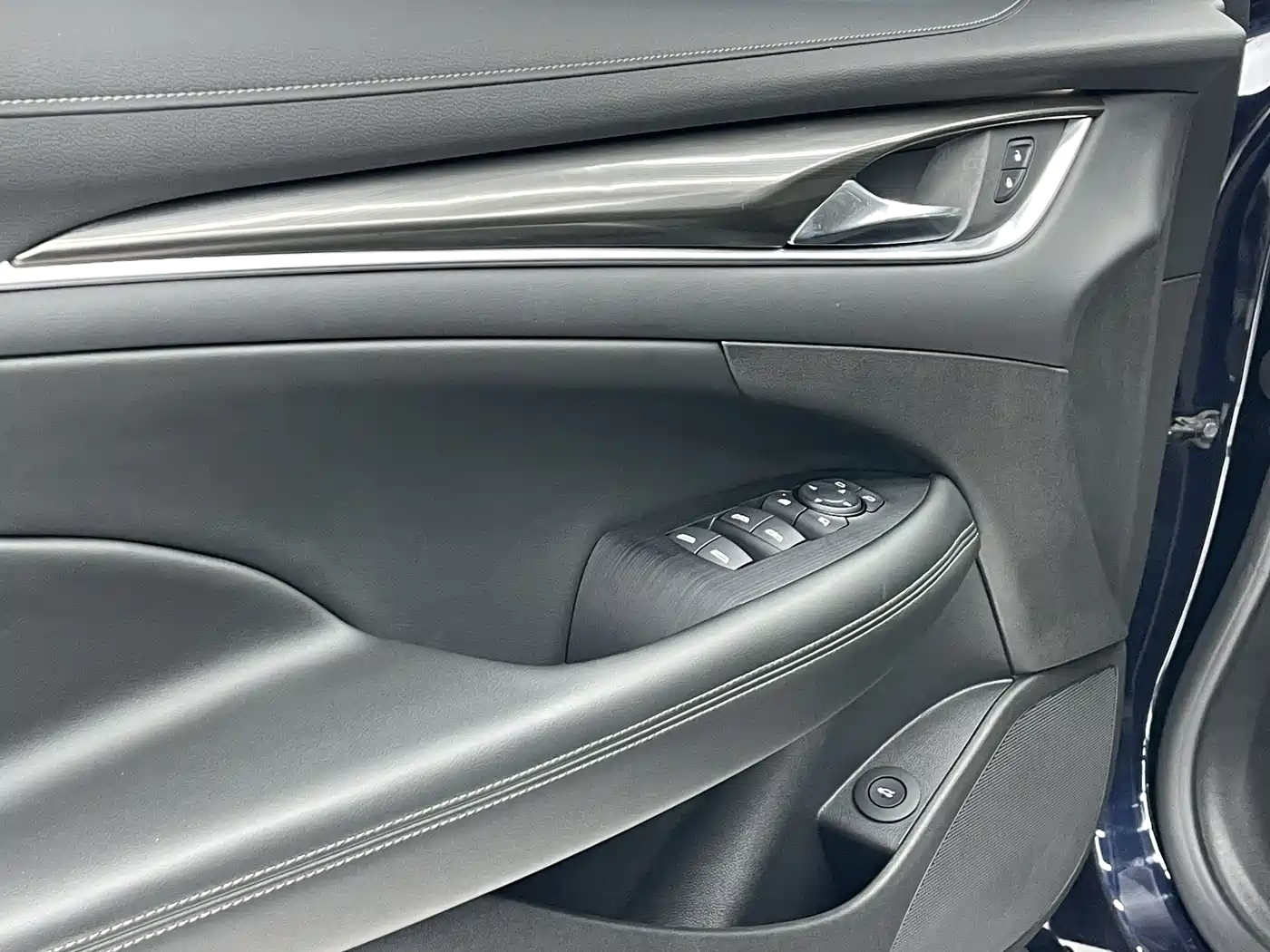 Buick LaCrosse 2021 652T Luxury Edition фото 12