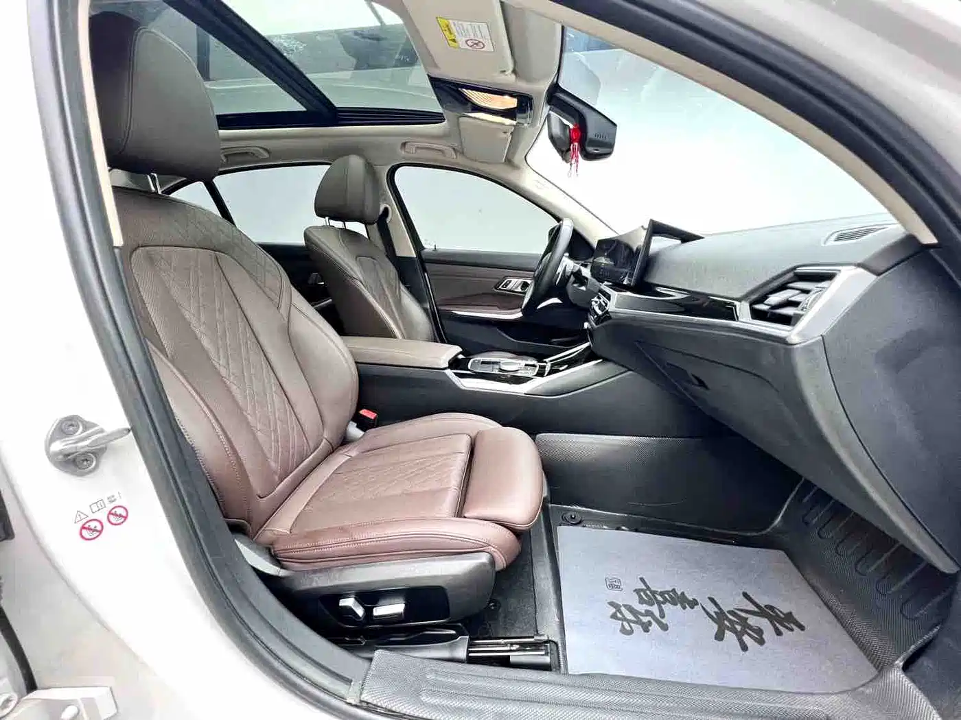 BMW 3 Series 2023 320Li M Sport Package фото 14