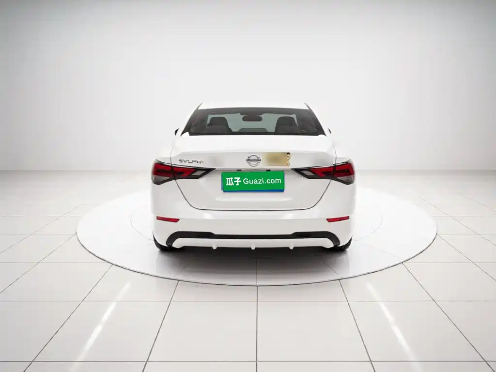 Nissan SYLPHY, миниатюра 5