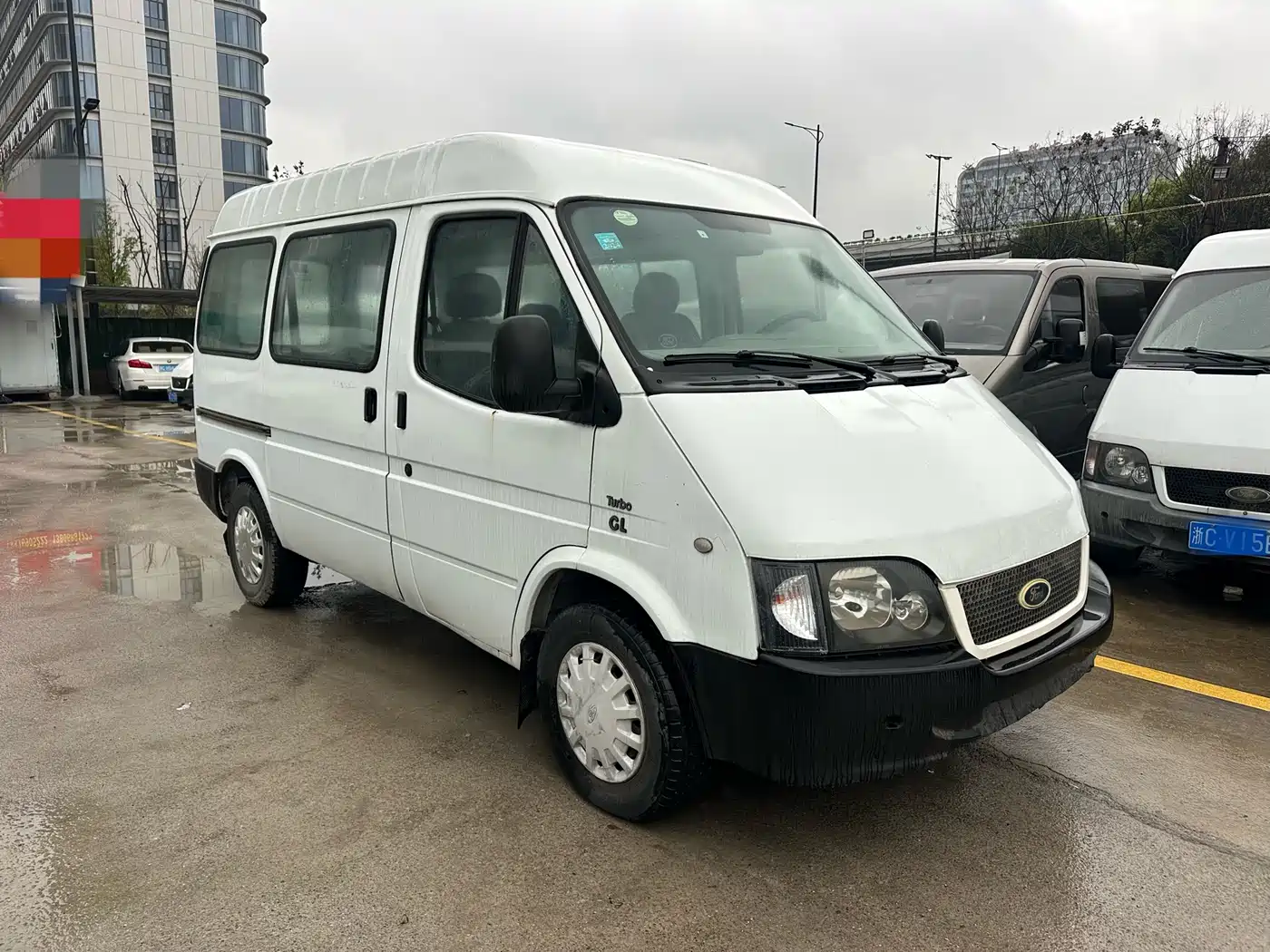 Ford Classic Transit 2016 2015 2.8T Diesel Short Wheelbase 6-Seater Mid-Roof MPV JX493ZLQ4