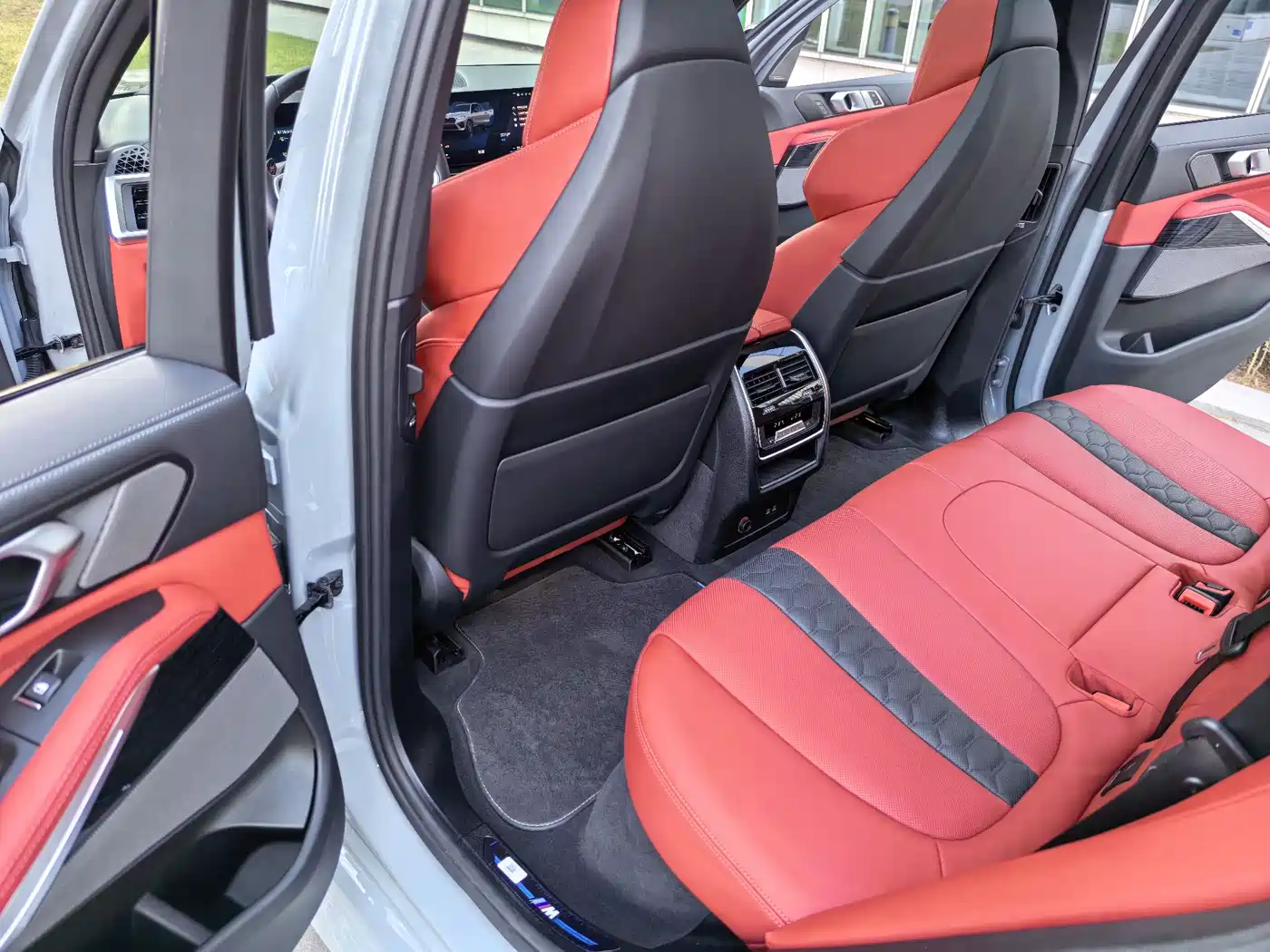 BMW X5 M 2023 Model X5 M Thunder Edition фото 36