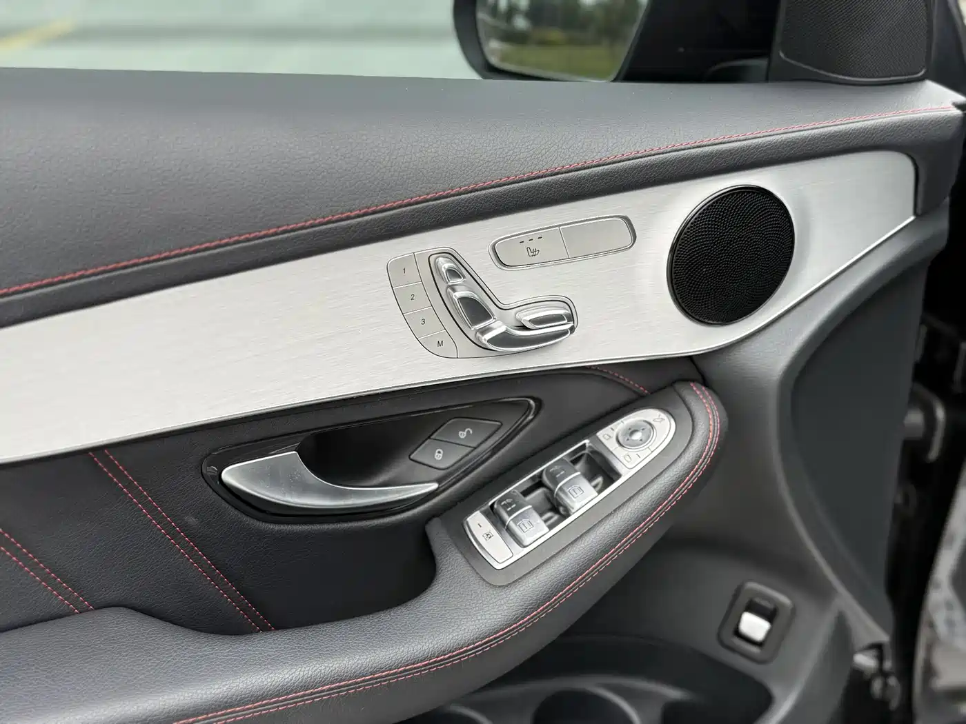 Mercedes-Benz GLC Coupe AMG 2022 AMG GLC 43 4MATIC Coupe SUV фото 18