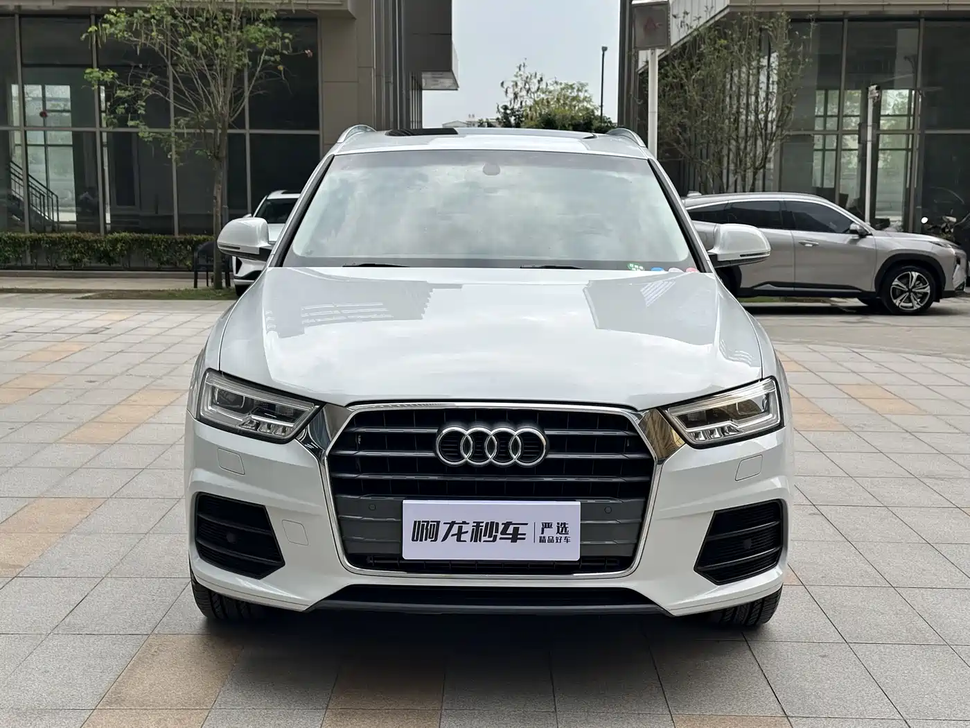 Audi Q3 2018 30th Anniversary Edition 35 TFSI Fashion фото 3