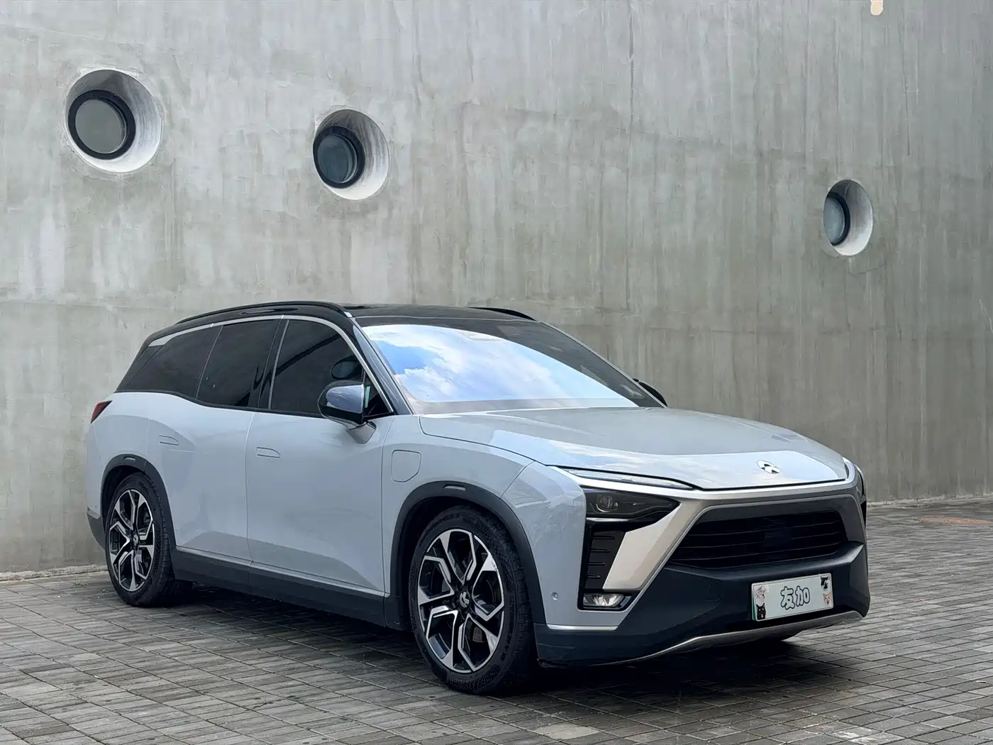 Фото 3 - NIO ES8