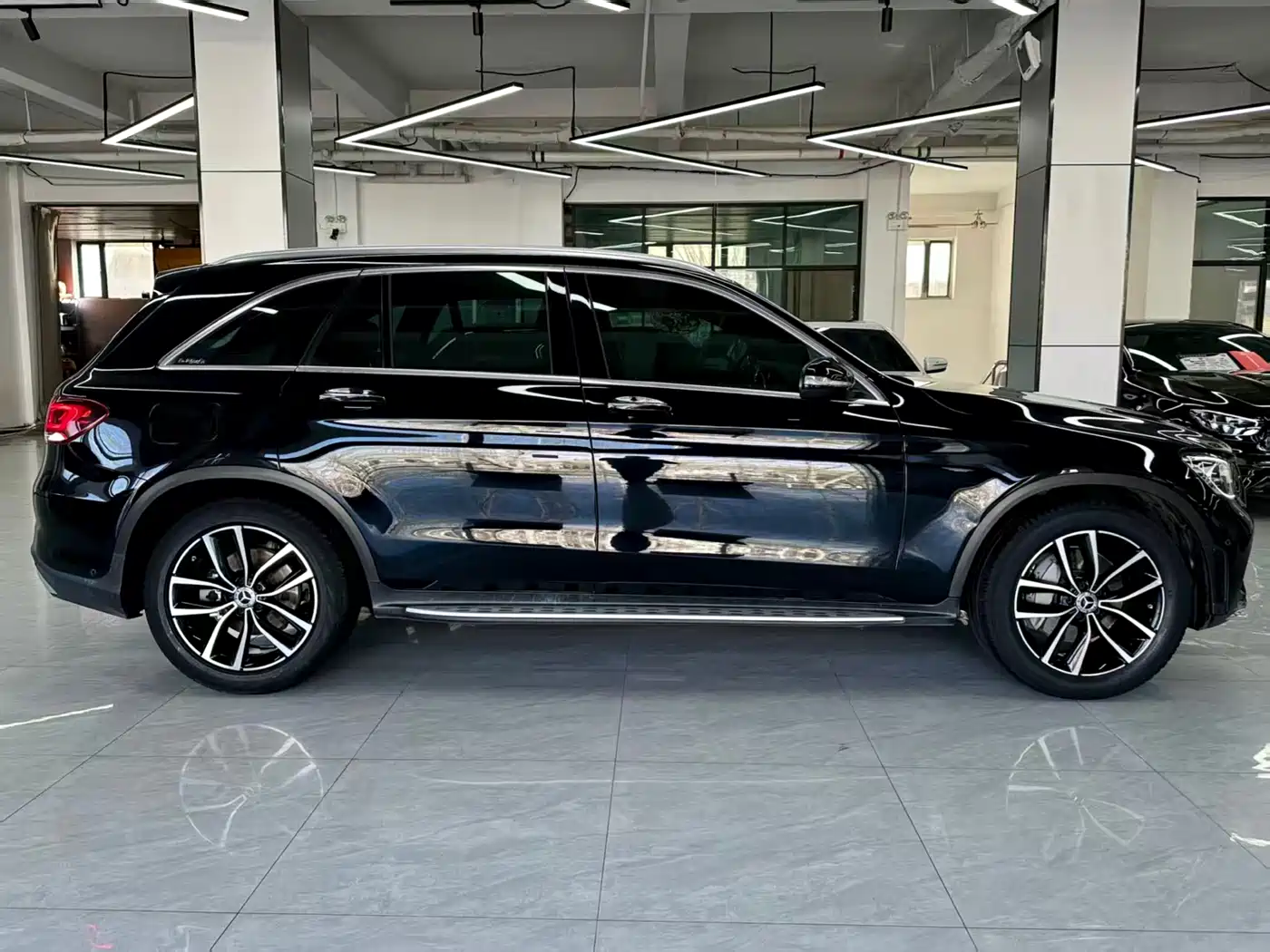 Mercedes-Benz GLC 2020 GLC 300 L 4MATIC Dynamic фото 2