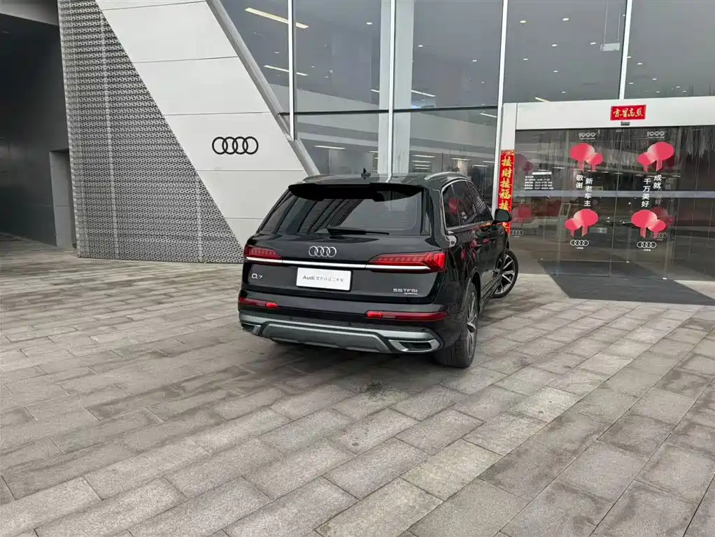 Audi Q7 2021 55 TFSI quattro S line Sport фото 3