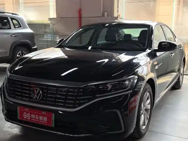 VOLKSWAGEN PASSAT NEW ENERGY