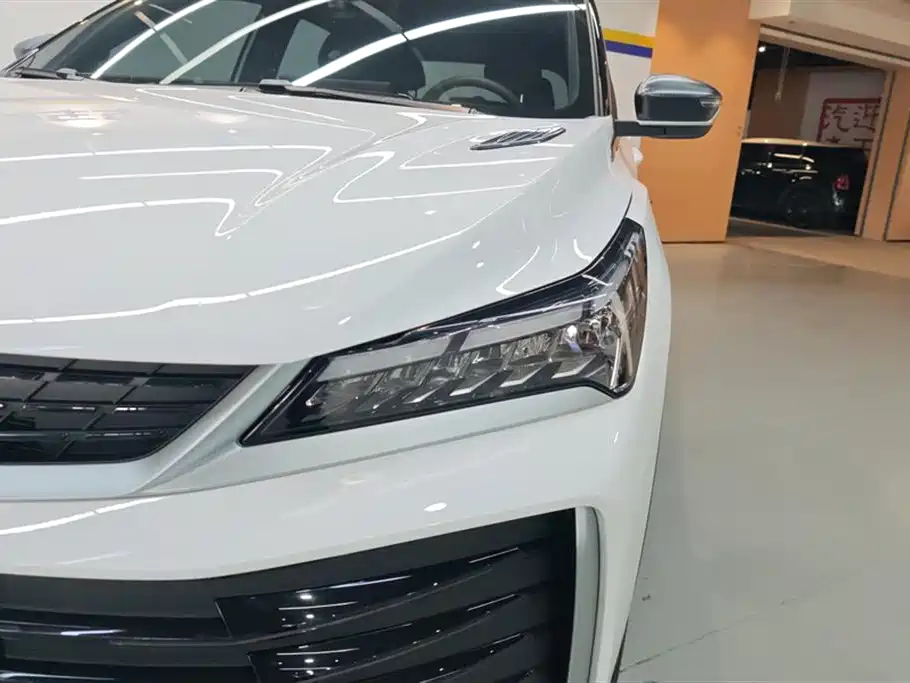 GEELY AUTOMOBILE BINYUE