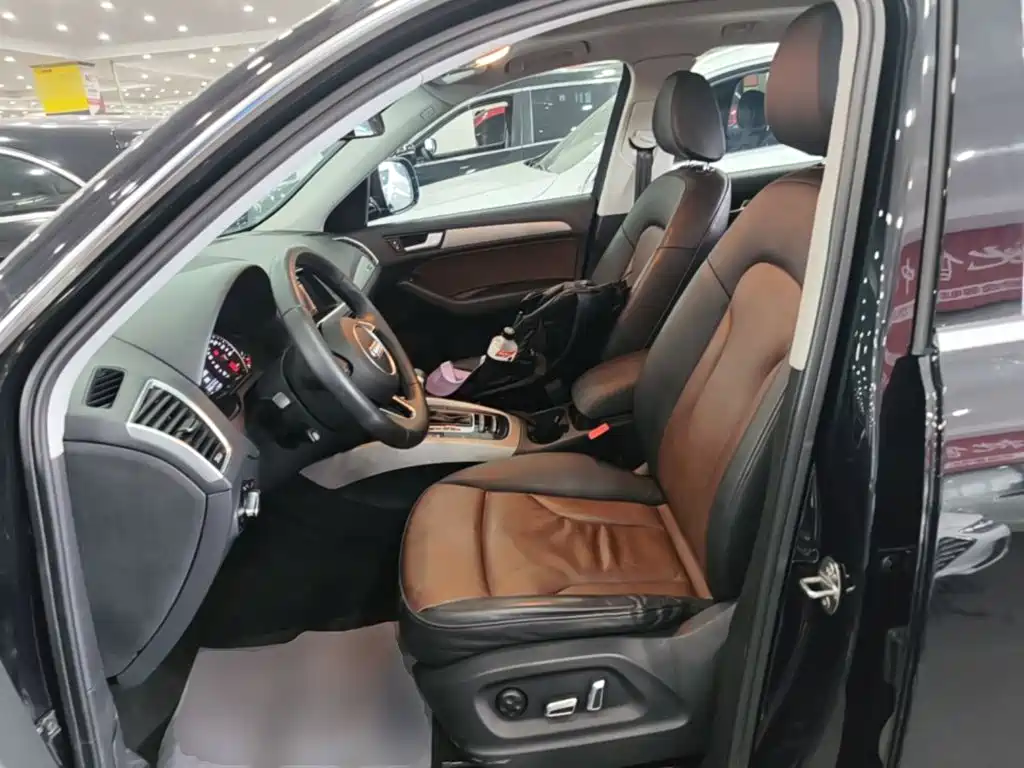Audi Q5 2018 2017 Plus 40 TFSI Progressive