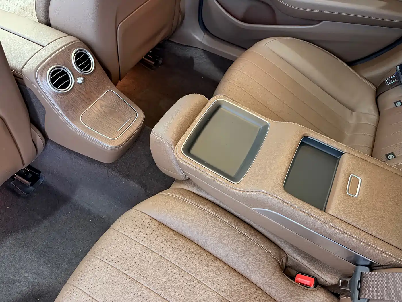 Mercedes-Benz E-Class 2022 Facelift III E 300 L Luxury фото 20